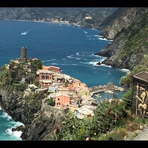 Meet your Posher, Sharon